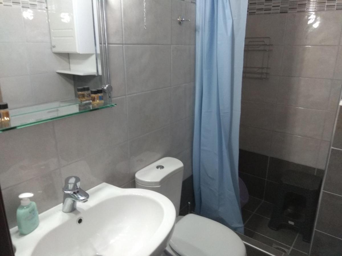 Villa Agnanti Apts And Suites Agio Pnevma Bagian luar foto