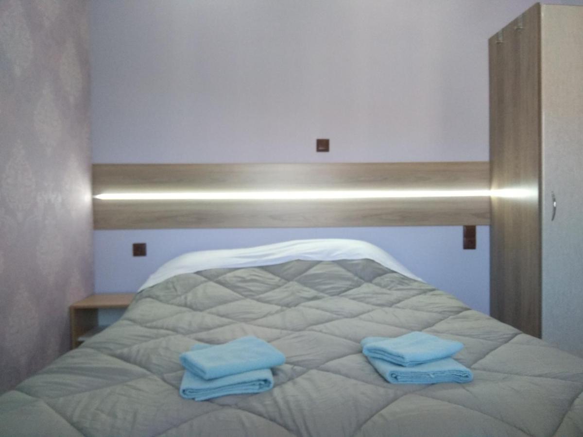 Villa Agnanti Apts And Suites Agio Pnevma Bagian luar foto