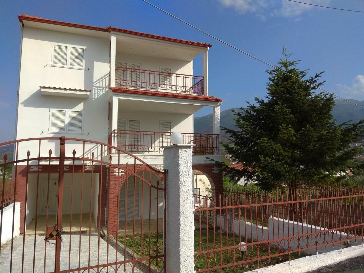 Villa Agnanti Apts And Suites Agio Pnevma Bagian luar foto