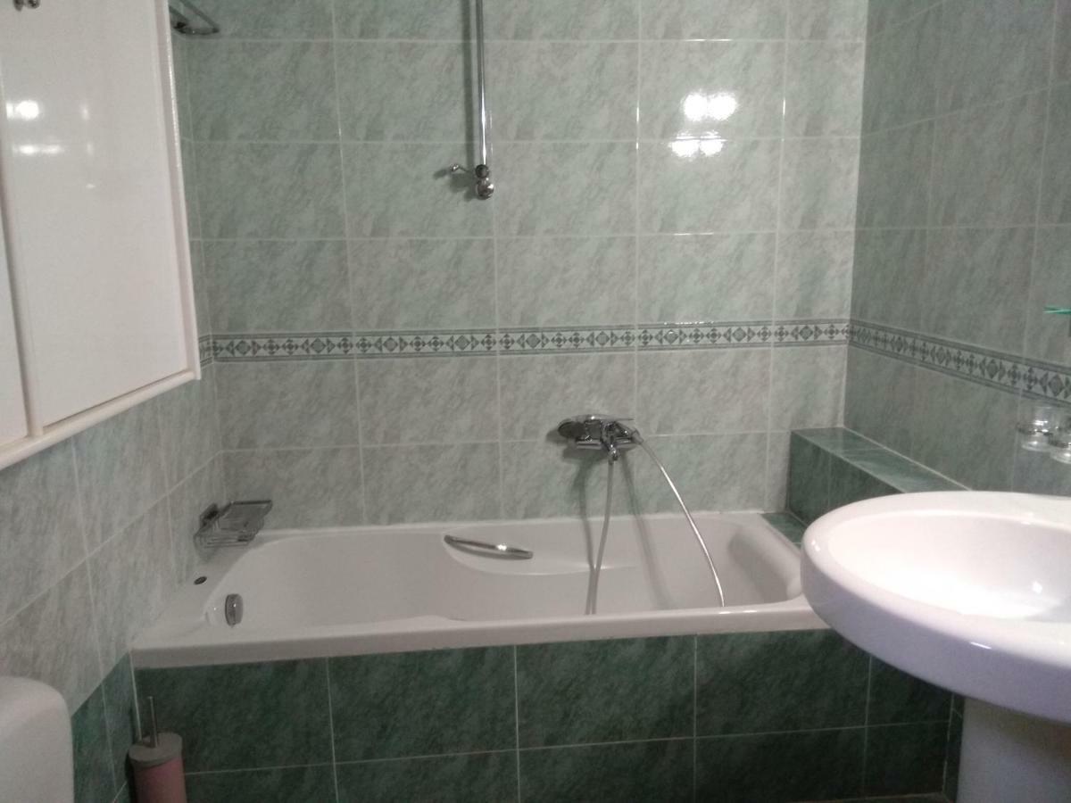 Villa Agnanti Apts And Suites Agio Pnevma Bagian luar foto
